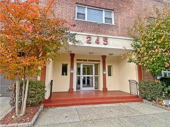 245 Bronx River Road #8C, Yonkers, NY 10704