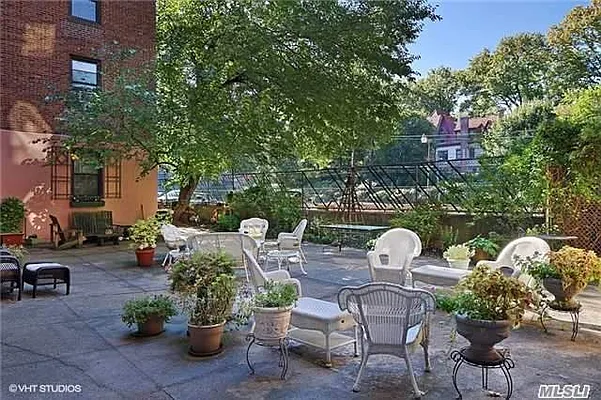 Sold by Exit Kingdom Realty | media 21