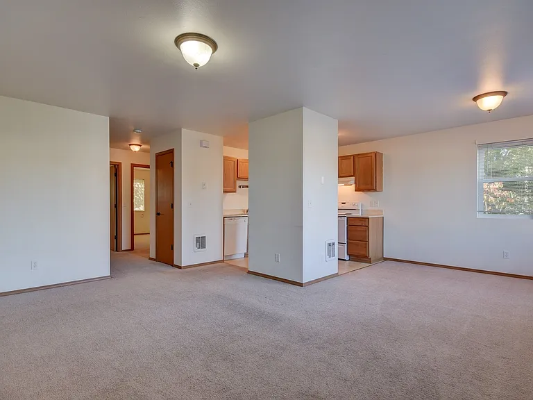 0111-1177 NW Elwha Street — Photo 4