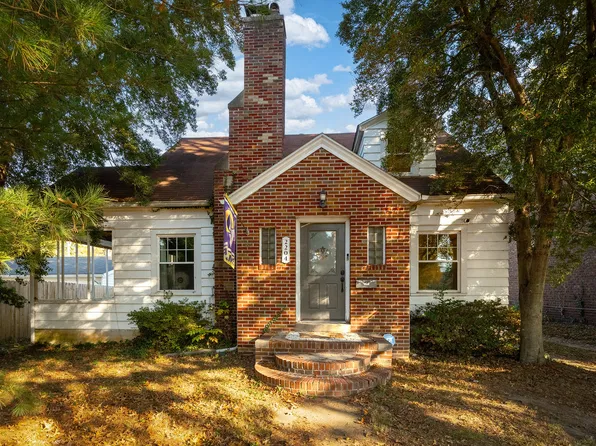 2204 Walnut St, Murphysboro, IL 62966
