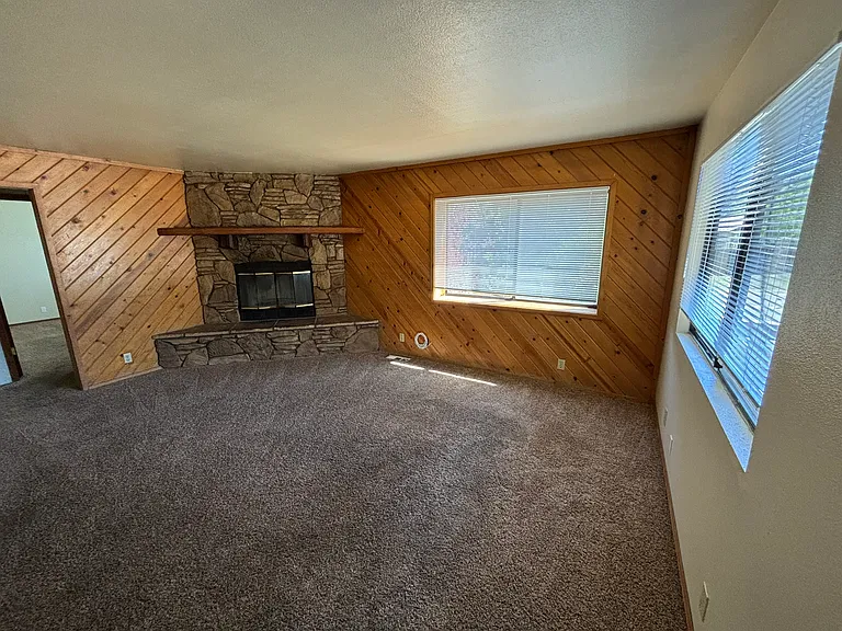 42762 Peregrine Ave — Photo 2