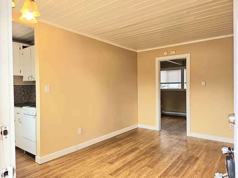 Olympus Apartments — Photo 27