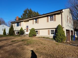 71 Sawmill Rd, Rocky Hill, CT 06067