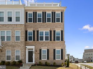 2084 Alder Ln, Dumfries, VA 22026