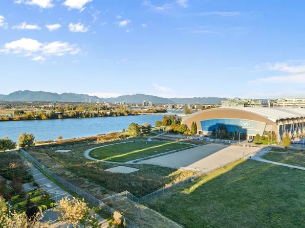 5199 Brighouse Way #605, Richmond, BC V7C 0A7