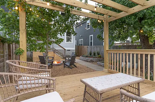 1710B Simpkins St Photo 1
