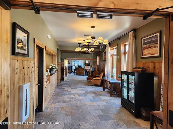 3rd image of 10 Warm Creek Ln #219-221