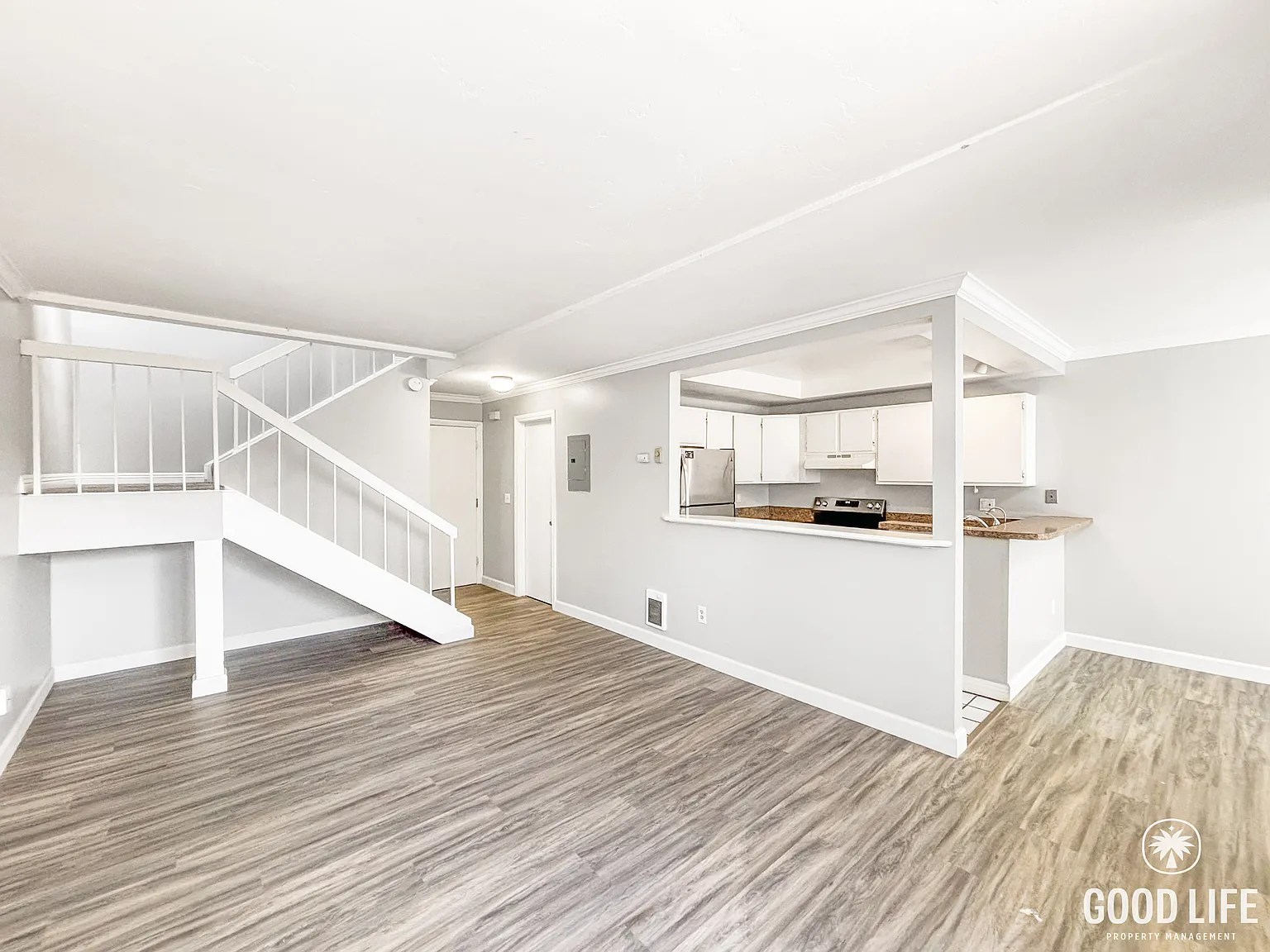 3 bed, 2.5 bath, 1148 sqft, $3,600 — Photo 2