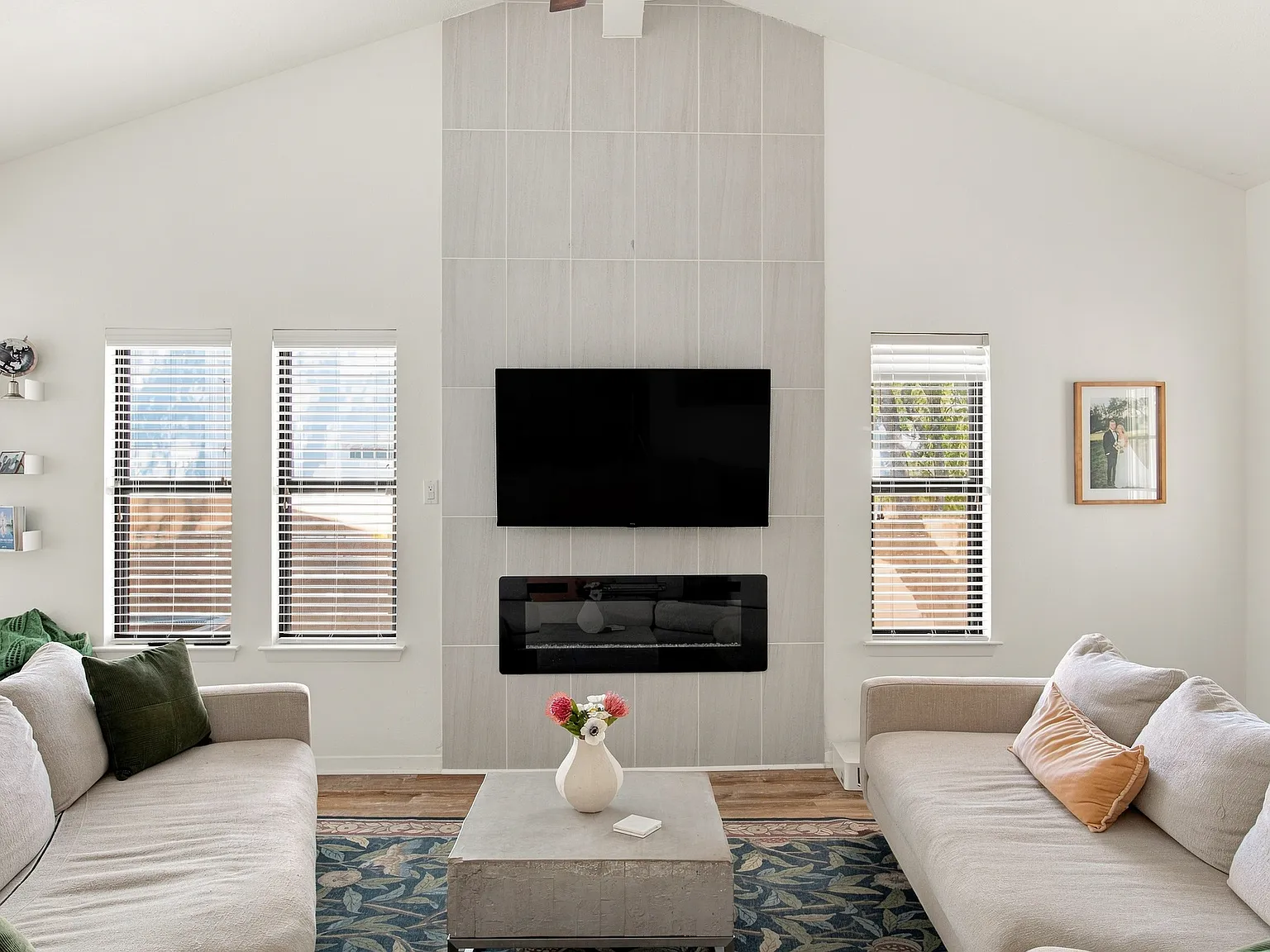 2 bed, 1303 sqft, $2,500 — Photo 4