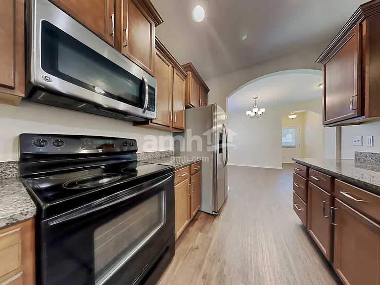 9469 Bethsaida Ct — Photo 4