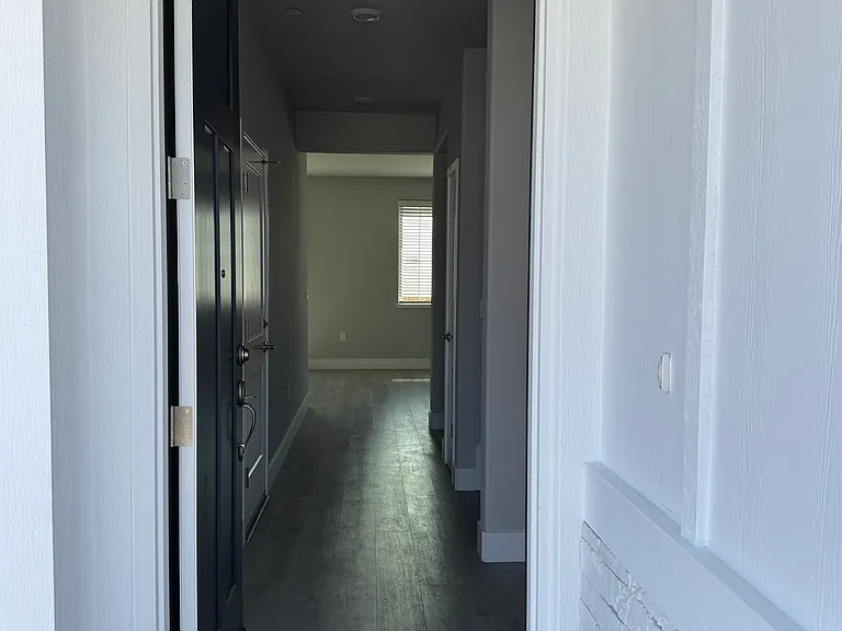 1485 Westwind Way — Photo 5