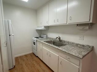 929 3rd St #C, Encinitas, CA 92024