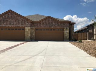 363 Creekside Curv, New Braunfels, TX 78130