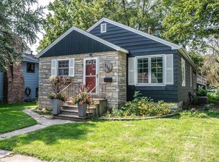 712 4th St, Farmington, MN 55024