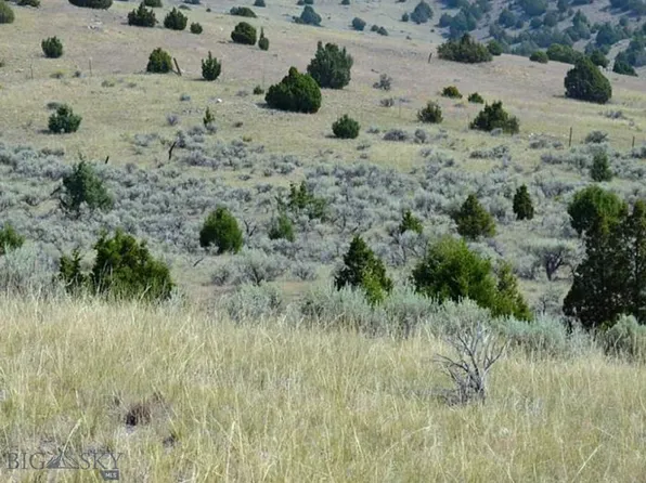624 E Harrison St, Virginia City, MT 59755