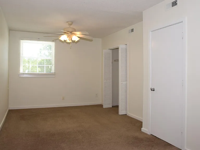 1500 River Mill Dr #312 — Photo 15