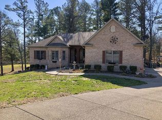 30 Mulligan Ct, Brandenburg, KY 40108