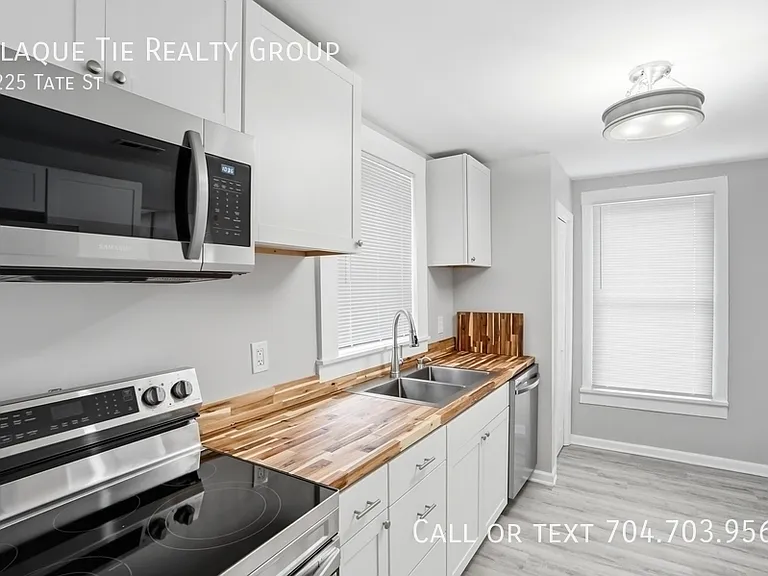 2225 Tate St — Photo 10