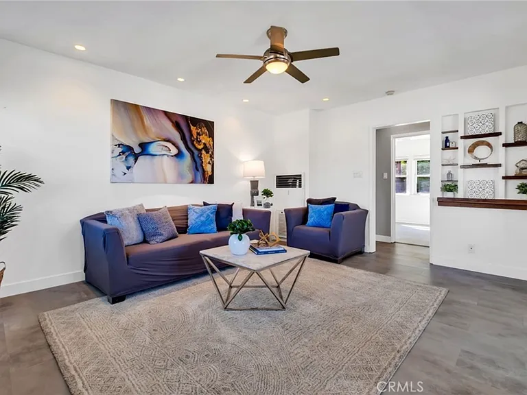 2815 Barkley Ln — Photo 11