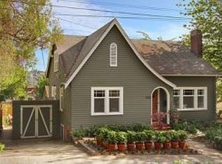 431 N Bowdoin Pl, Seattle, WA 98103