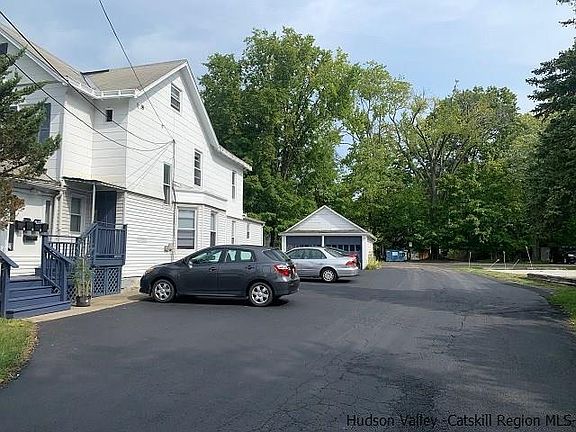 3rd image of 165 Main St