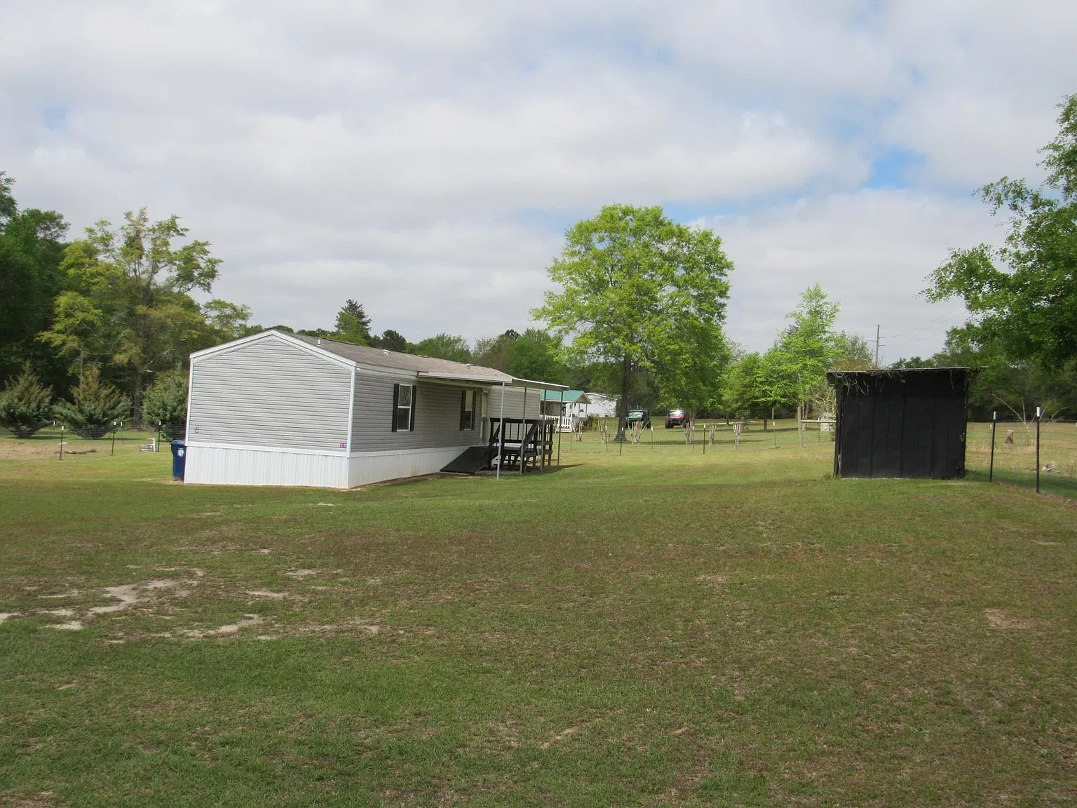 3 bed, 1740 sqft, $1,000 — Photo 1