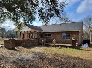1201 Grantham Rd, Jesup, GA 31546