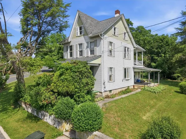 4305 Main St, Slatington, PA 18080