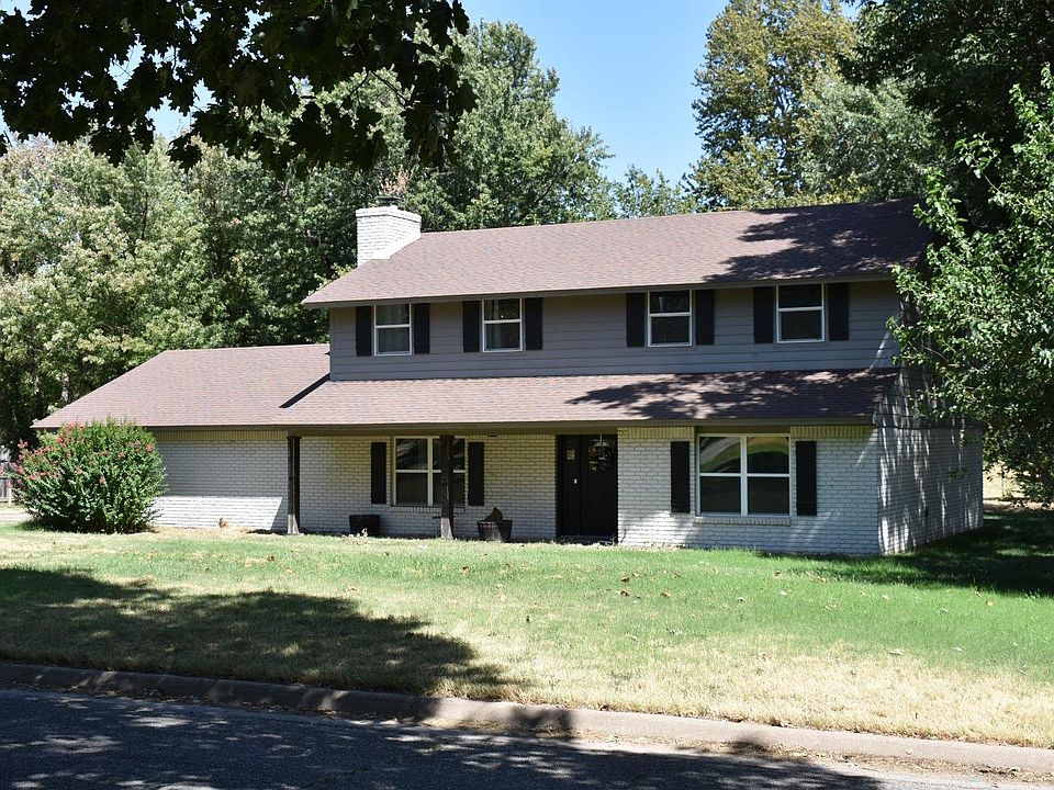 1st image of 2901 Meadowlark Ln