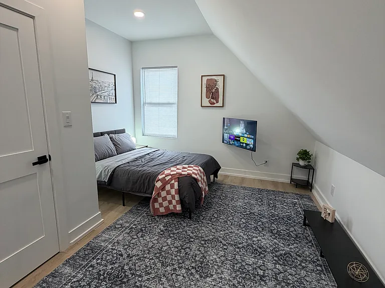 1747 S Meridian St #1747 — Photo 12
