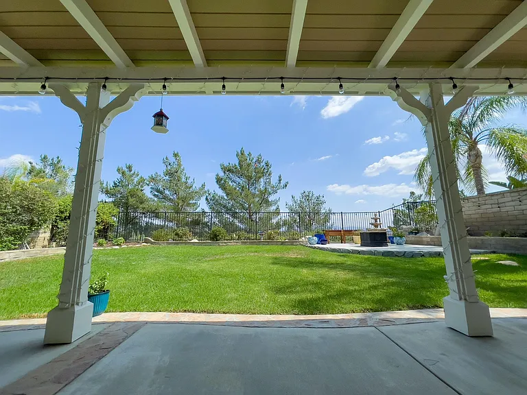 30024 Medford Pl — Photo 18