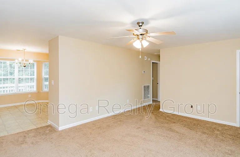 2587 Evergreen Rd — Photo 5
