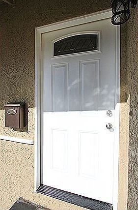4th image of 7646 Babcock Ave