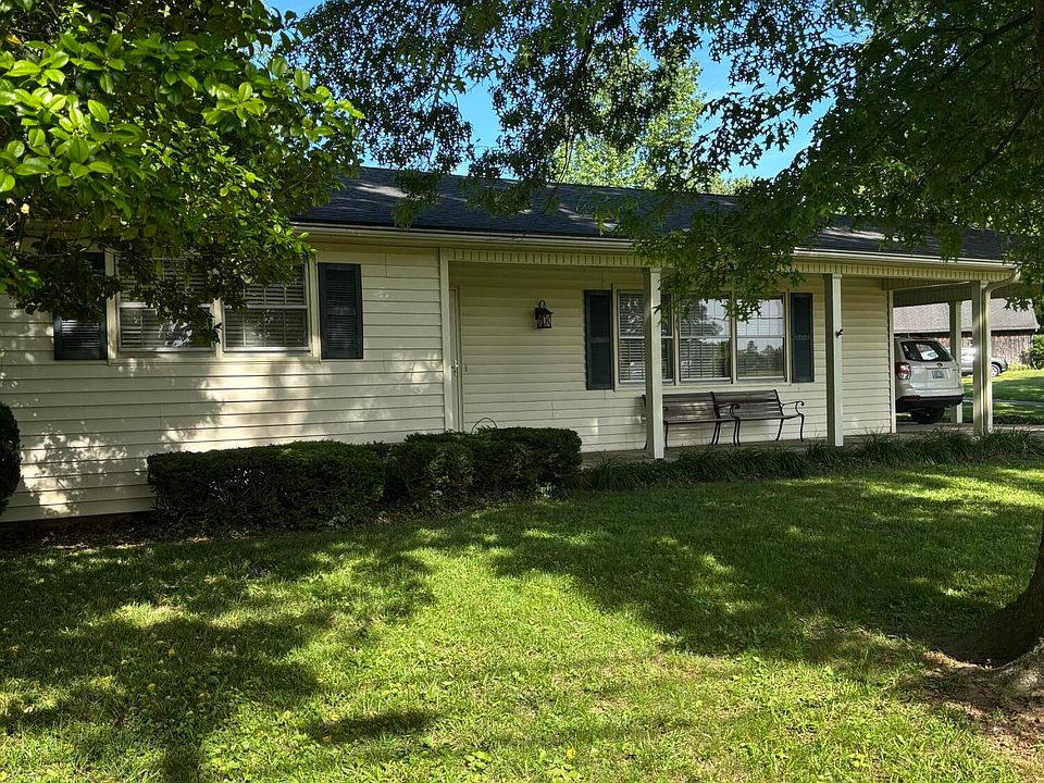 1st image of 389 Old Paris Pike