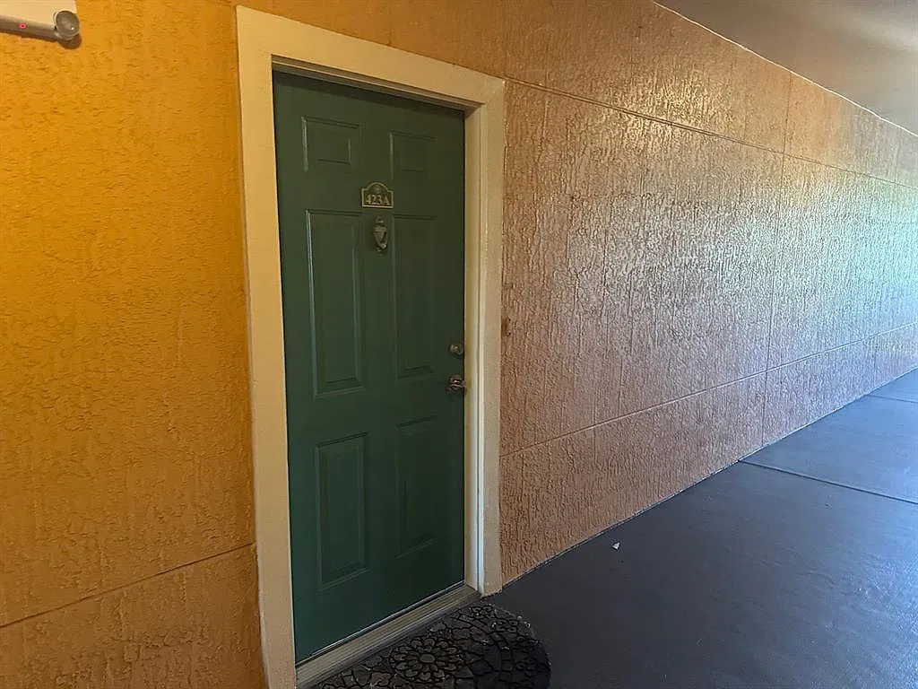 2 bed, 2.5 bath, 1625 sqft, $2,900 — Photo 1