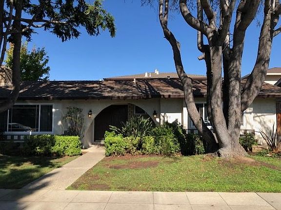 4th image of 640 Pinewood Dr APT 1