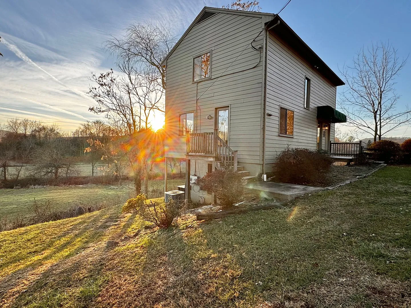 2442 Red Hill Rd photo 1