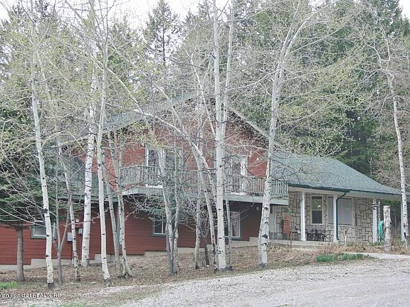 3rd image of 67 Hillside Cir