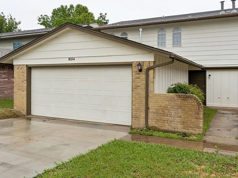 8514 Candlewood Dr — Photo 21
