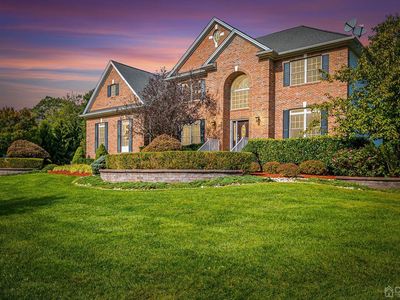 10 Schindler Ln, Monroe Township, NJ, 08831