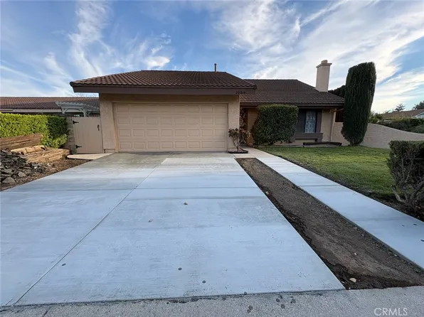 22814 Garzota Dr, Santa Clarita, CA 91354