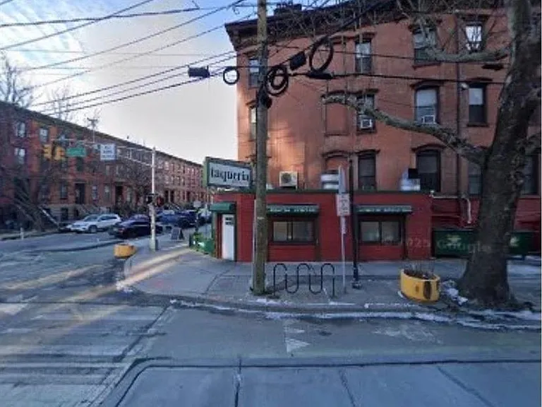 236 Grove St — Photo 2