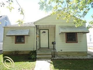 1st image of 643 Cleveland Ave