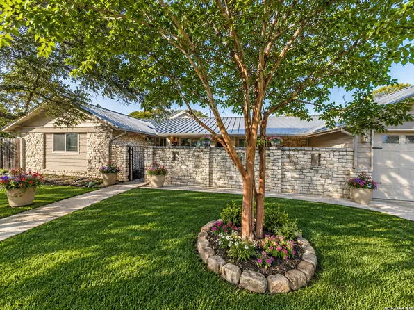 310 Oak Park, Boerne, TX 78006