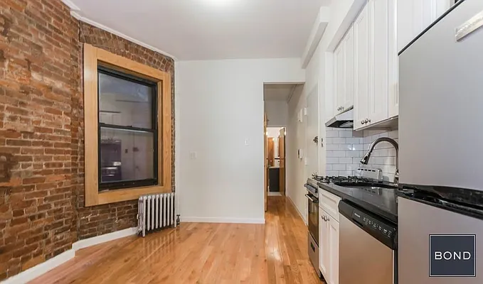 Rented by Bond New York | media 20