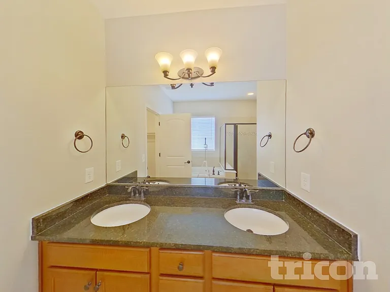1512 Chokeberry St — Photo 11