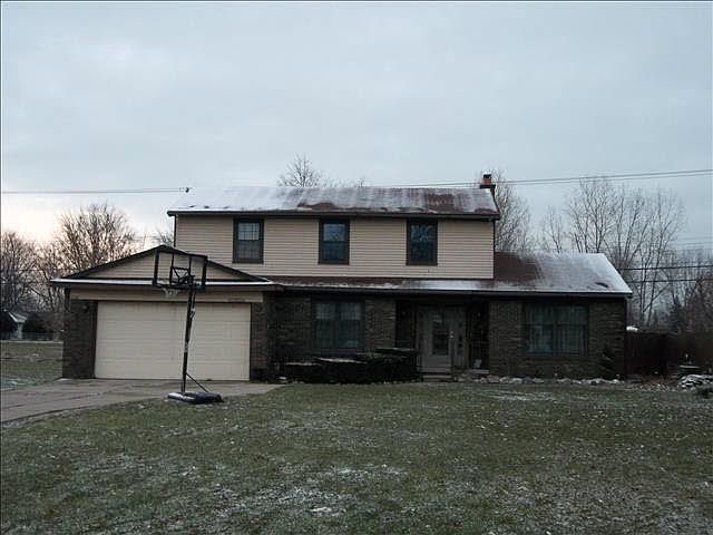 1st image of 33107 W Jefferson Ave