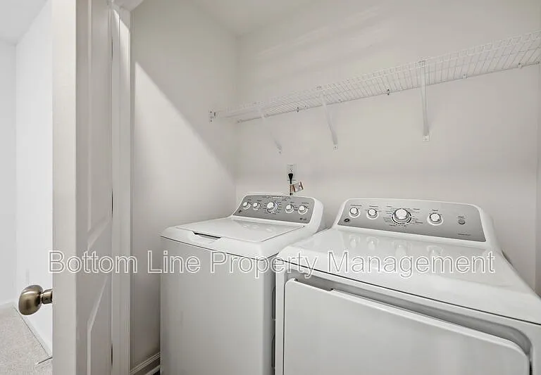 2308 Oakwood Meadows Ct — Photo 33