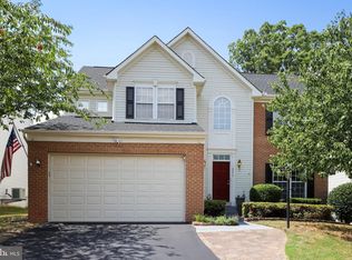 8073 Towering Oak Way, Manassas, VA 20111
