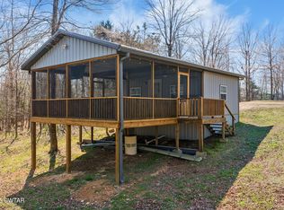 1029 Pine Tree Dr, Parsons, TN 38363